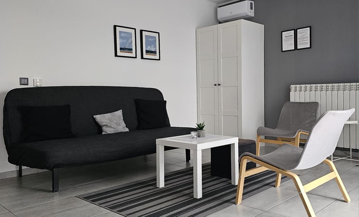 Apartmani Tika 골루바츠 외부 사진